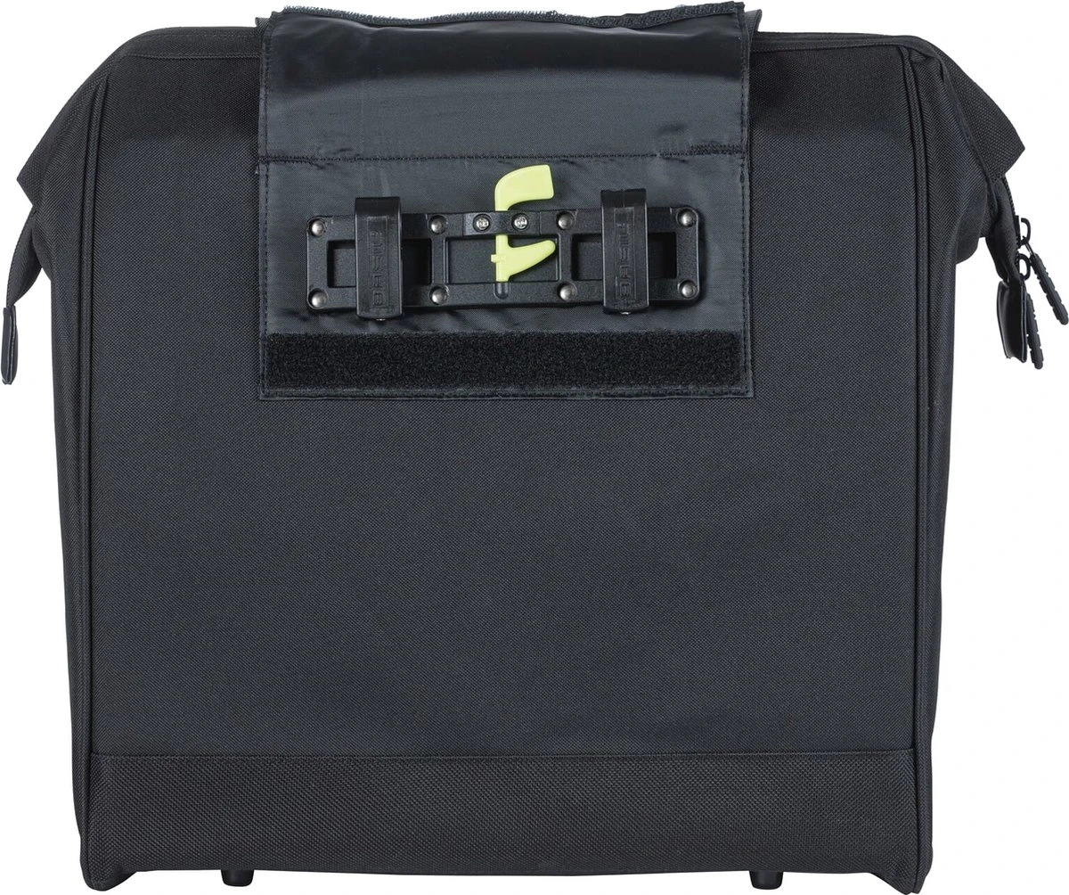 Basil Grand Fietsshopper - Enkele Fietstas - 23 Liter - Zwart 7 Basil Grand Fietsshopper - Enkele Fietstas - 23 Liter - Zwart - Afbeelding 5
