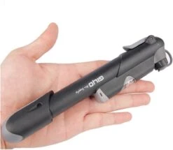 Giyo Fietspomp Mini - Fietspomp Met Drukmeter - Pomp Fiets Mini - 8.3 Bar - Inclusief Naaldventiel En Fietsbandreparatieset 10 Giyo Fietspomp Mini - Fietspomp Met Drukmeter - Pomp Fiets Mini - 8.3 Bar - Inclusief Naaldventiel En Fietsbandreparatieset -BOl Winkel 1200x1044 1