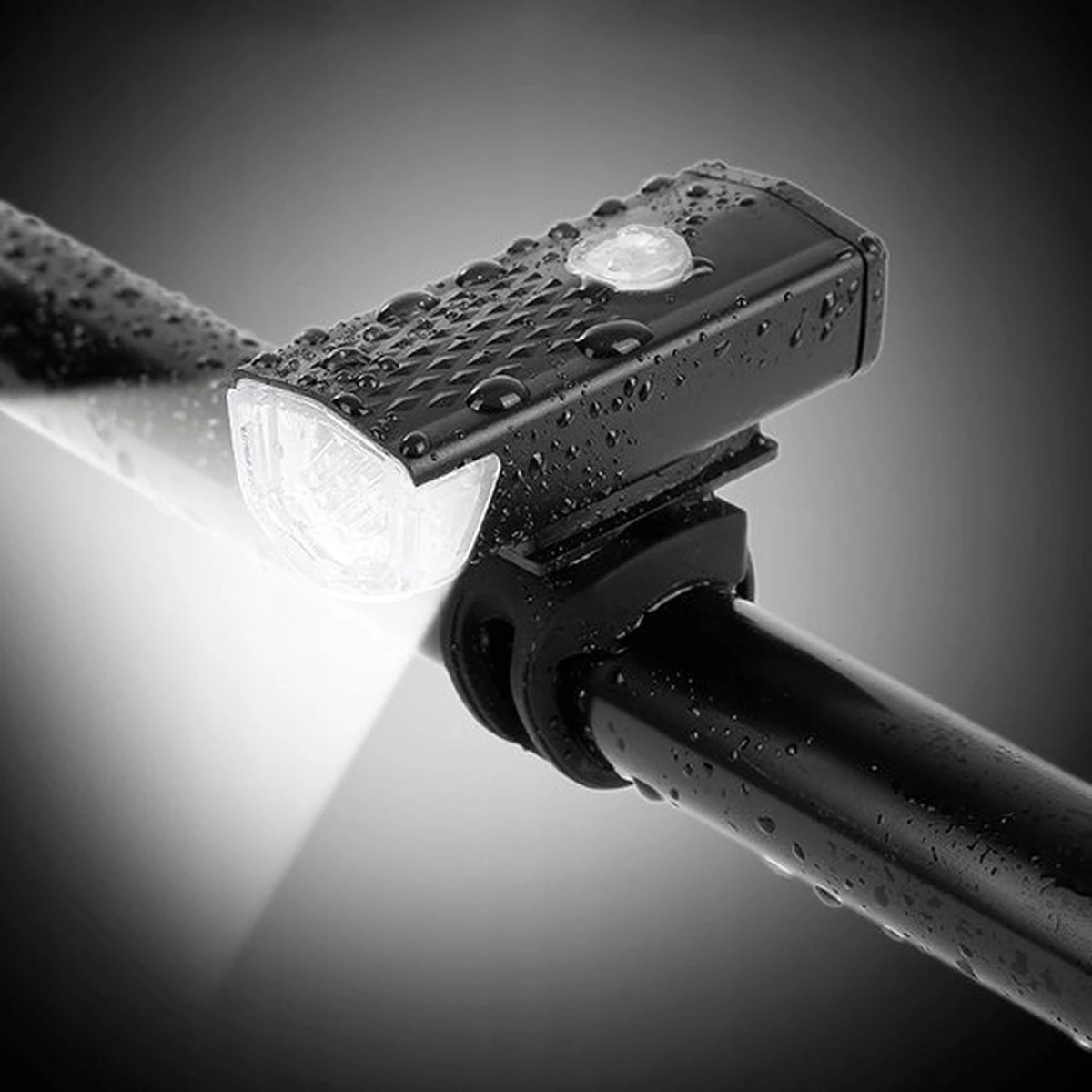 Merkloos LED Fietsverlichting Set - Fietslamp USB Oplaadbaar - Fietslampjes Voorlicht & Achterlicht - Nederlandse Handleiding - Waterdicht – Zwart 5 Merkloos LED Fietsverlichting Set - Fietslamp USB Oplaadbaar - Fietslampjes Voorlicht & Achterlicht - Nederlandse Handleiding - Waterdicht – Zwart - Afbeelding 3