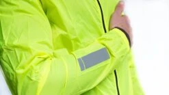 BBB Cycling BaseShield Regenjas Fiets - Wielren Fietsjack - Regenjack - Wind- En Waterdicht - Neon Geel - Maat XL 10 BBB Cycling BaseShield Regenjas Fiets - Wielren Fietsjack - Regenjack - Wind- En Waterdicht - Neon Geel - Maat XL -BOl Winkel 1200x675 4