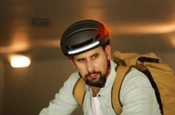 Livall EVO21 Black Medium - (Smart) Fietshelm - SOS Functie - LED Richtingaanwijzers - Smart Verlichting 30 Livall EVO21 Black Medium - (Smart) Fietshelm - SOS Functie - LED Richtingaanwijzers - Smart Verlichting -BOl Winkel 1200x794 1