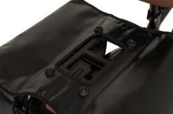 Fastrider Tarpaulin Dubbele Fietstas Zwart - 33L -BOl Winkel 1200x794 13