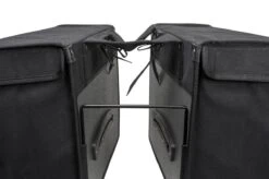 FastRider Canvas 94 Dubbele Fietstas - Bevat Snelsluitingen, Uitsparing Voor Snelbinders En LED Verlichting - Reflectiestrepen - 56 Liter - Zwart -BOl Winkel 1200x799 47