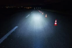 SIGMA SPORT Sigma Buster 300 Led Fiets Koplamp - Li-ion Accu - USB Oplaadfunctie -BOl Winkel 1200x800 72