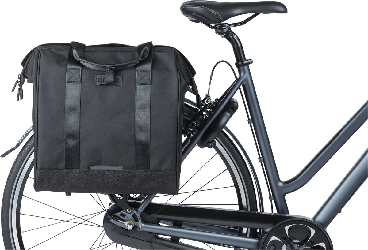 Basil Grand Fietsshopper - Enkele Fietstas - 23 Liter - Zwart 4 Basil Grand Fietsshopper - Enkele Fietstas - 23 Liter - Zwart - Afbeelding 2