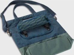 Urban Proof Shoppertas 20L Recycled Blauw Groen - UP400582 -BOl Winkel 1200x890 5
