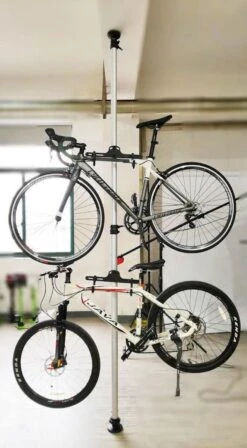 Merkloos Decopatent® PRO Plafond Fiets Ophangsysteem Voor 2 Fietsen - Staand Fietsenrek 2 Fietsen - Fietsenhouder Met Telescoop Opbergstang 17 Merkloos Decopatent® PRO Plafond Fiets Ophangsysteem Voor 2 Fietsen - Staand Fietsenrek 2 Fietsen - Fietsenhouder Met Telescoop Opbergstang -BOl Winkel 661x1200