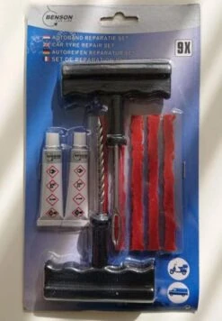 Autobanden Reparatie Set - 9 Delig - Zelf Je Autoband Plakken - Autoband Reparatieset - Banden Reparatieset - Autoband Repareren 7 Autobanden Reparatie Set - 9 Delig - Zelf Je Autoband Plakken - Autoband Reparatieset - Banden Reparatieset - Autoband Repareren -BOl Winkel 833x1200 3