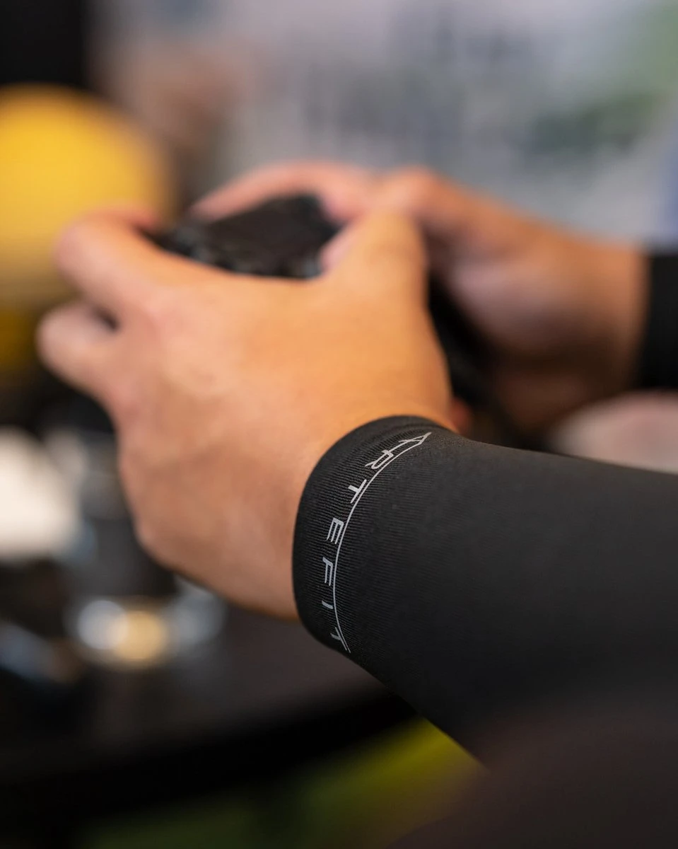 Artefit Compressie Onderarm Sleeves – Unisex - Zonbescherming - S - Black 11 Artefit Compressie Onderarm Sleeves – Unisex - Zonbescherming - S - Black - Afbeelding 9